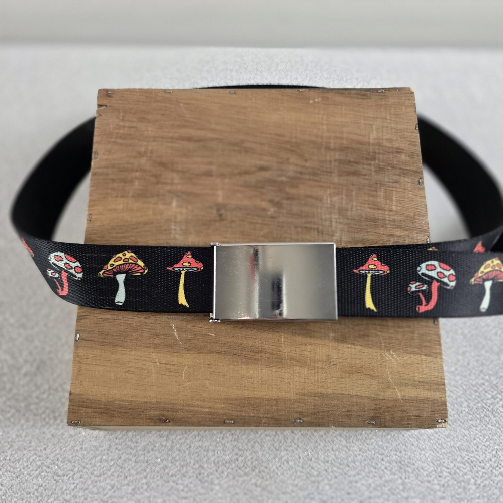 Empyre Mushroom Black Webbed Belt Chrome Buckle 48"